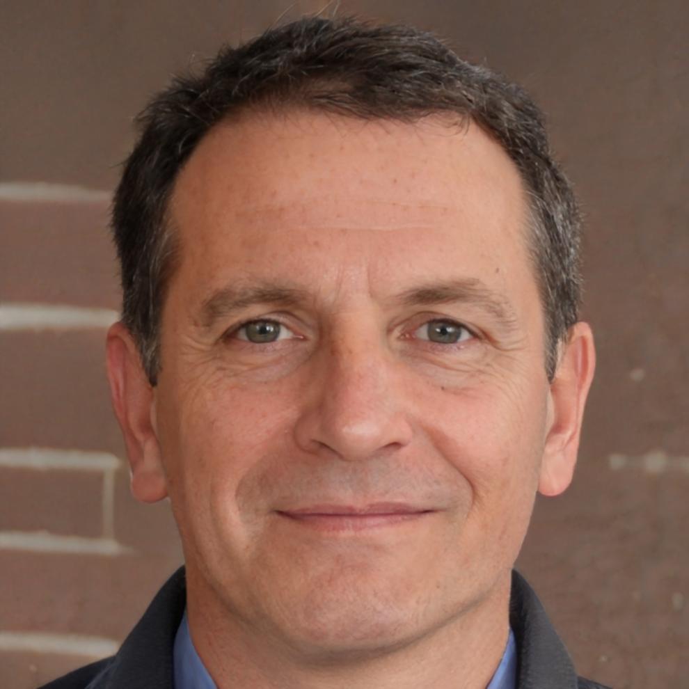 Portrait of Kjetil Aasen, Lead Instructor at WaveMax